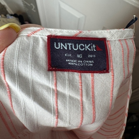 UNTUCKIT NWT Woman’s Durfort White With Pink Stiched Stripes Tunic Top Cotton - Picture 3 of 9